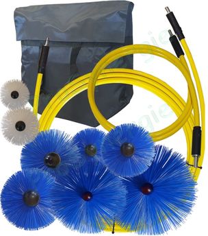 Kit de brossage réseau ventilation comprennant deux câbles rotatifs Ø 12/6 mm et Ø 14/8 mm + Huit brosses Ø 80-125-160-200-250-315-355 et 400 mm