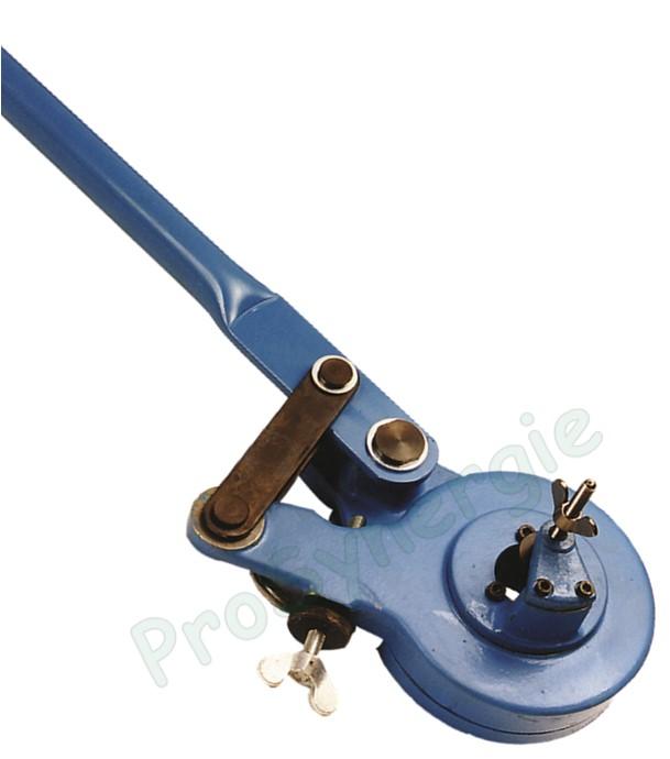 Presse à sertir pour raccords flexibles