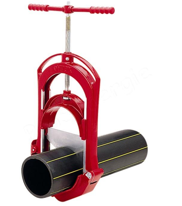 Coupe-tube Guillotine avec capacité maxi Ø 315 mm ou 12´´ (pour une coupe des tuyaux PEHD en fond de tranchée par ex.)