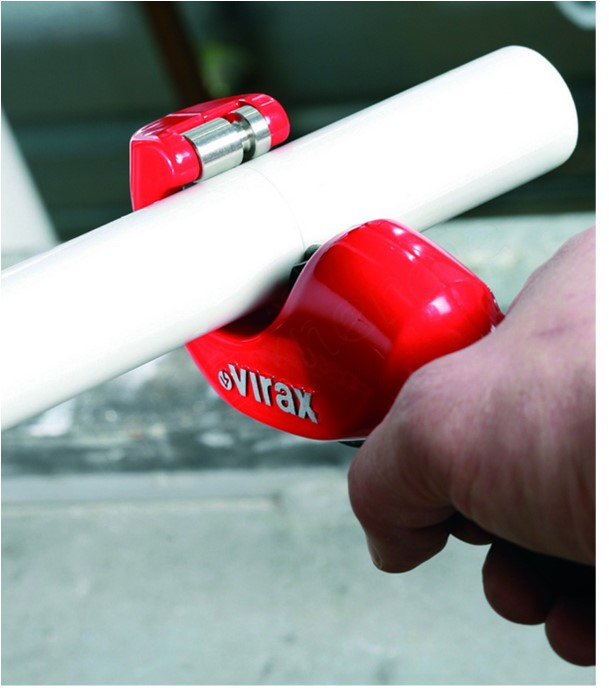 Coupe-tube Plastique 3-32 mm (modèle ZR35 Virax) avec ébavureur et molette de rechange