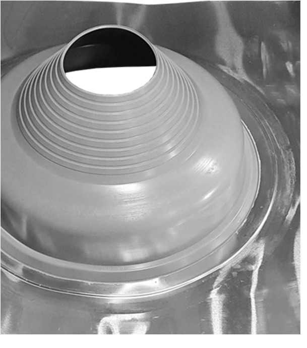 Etanchéité souple SolFlexe Alu Silicone (200°C maxi) n°4 - Ø 160 à 300 mm - Avec embase aluminium - Pour sortie de toiture
