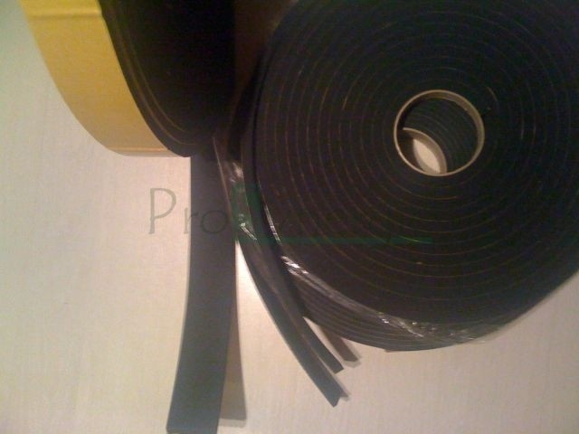 Bande Adhésif Isolé épaisseur 3mm (type Kaiflex ST Plus) - largeur x longueur = 50mm x 15 mètres