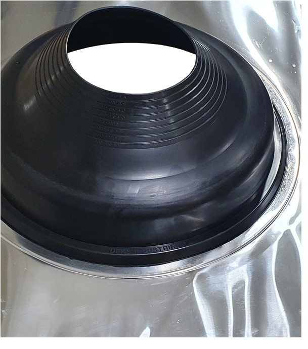 Etanchéité souple SolFlexe Alu EPDM (115°C maxi) n°5 - Ø 300 à 450 mm - Avec embase aluminium - Pour sortie de toiture